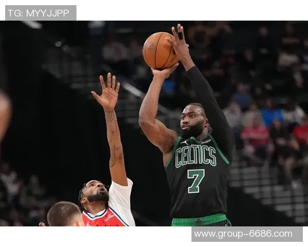 国外篮球明星惊艳观看模特精彩舞蹈表演引发热议与讨论