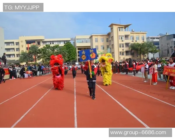 大腿纹身与足球明星的完美结合展现个性魅力与运动激情